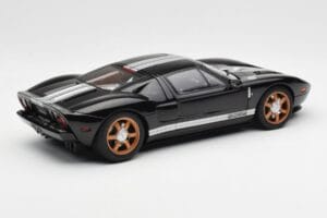 Ford GT ブラック ホワイトストライプ AUTOart 1:18 73023 メタル - 画像 3/8