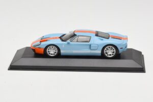 Ford GT Gulf Minichamps 1:43 400084202 メタル