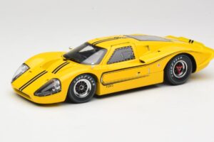 Ford GT40 Mk IV イエロー 1967 Shelby Collectibles 1:18 31414S メタル
