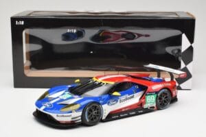 Ford GT GTE Chip Ganassi USA #69 R. Briscoe / R. Westbrook / S. Dixon 24 Hours of Le Mans 2016 Minichamps 1:18 155168669 メタル - 画像 6/6