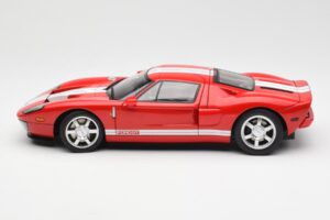 Ford GT レッド AUTOart 1:18 73021 メタル - 画像 4/8
