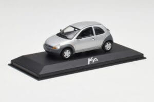Ford Ka Mk1 シルバーグレー Minichamps 1:43 130248 メタル - 画像 2/4