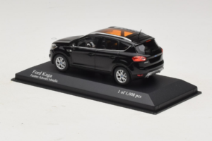 Ford Kuga Black Metallic Minichamps 1:43 400087202 メタル - 画像 3/4