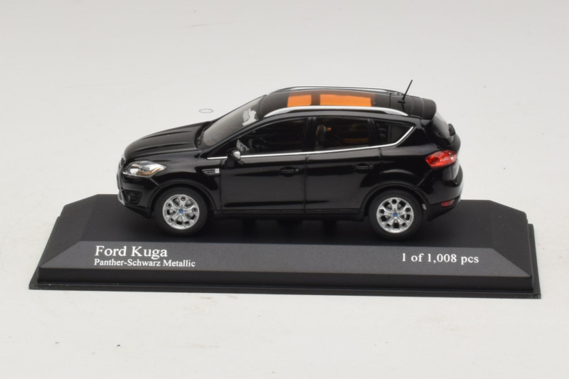 Ford Kuga Black Metallic Minichamps 1:43 Ford Kuga Black Metallic Minichamps 1:43 400087202 メタル