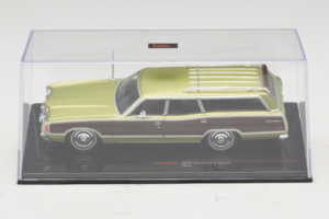 Ford LTD Country Squire Green Bronze IXO 1:43 CLC608N メタル - 画像 4/5