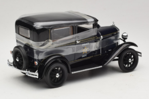 Ford Model A Tudor Police Car Motor City 1:18 43008 メタル - 画像 2/6