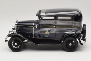 Ford Model A Tudor Police Car Motor City 1:18 43008 メタル - 画像 3/6