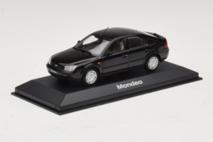 Ford Mondeo Mk3 ブラック Minichamps 1:43 MONDEO004 メタル - 画像 2/4