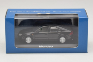 Ford Mondeo Mk3 ブラック Minichamps 1:43 MONDEO004 メタル - 画像 4/4