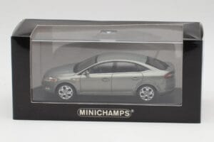 Ford Mondeo Mk3 Sedan グレー Metallic Minichamps 1:43 IND403086003 メタル - 画像 4/4