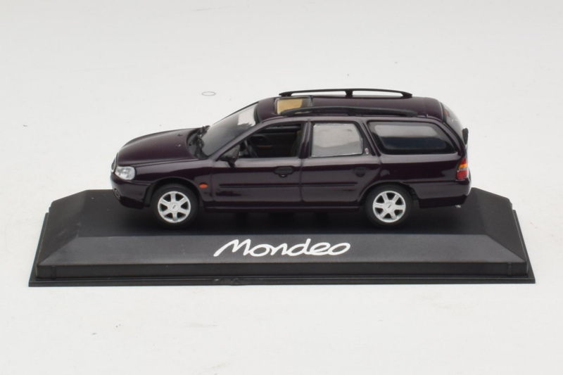 Ford Mondeo Mk1 Turnier Dark Blue Metallic Minichamps 1:43 43306312 メタル