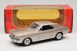 Ford Mustang 1964 1/2 シルバー Mira 1:18 6127 メタル - 画像 8/8