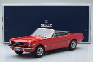 Ford Mustang カブリオレ レッド Norev 1:18 182810 メタル - 画像 6/6