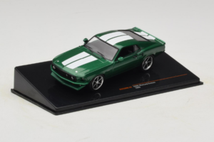 Ford Mustang Custom グリーン IXO 1:43 CLC530N メタル - 画像 2/4
