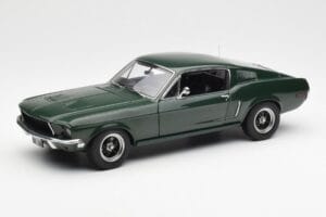 Ford Mustang GT Bullitt グリーン AUTOart 1:18 72812 メタル
