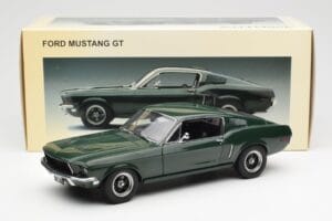 Ford Mustang GT Bullitt グリーン AUTOart 1:18 72812 メタル - 画像 8/8