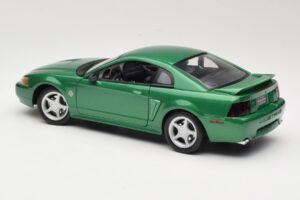 Ford Mustang GT SN95 グリーン Maisto 1:18 50326 メタル - 画像 7/8
