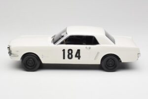 Ford Mustang Hardtop #184 B. Neyret / J. Terramorsi Rally Monte Carlo 1965 Norev 1:18 182801 メタル - 画像 3/6