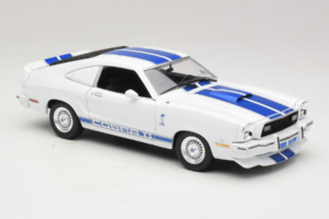 Ford Mustang II Cobra II Charlie's Angels Movie Greenlight 1:18 12880 メタル - 画像 6/8