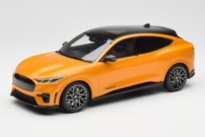 Ford Mustang Mach-E GT Performance サイバーオレンジ Otto 1:18 OT983 レジン