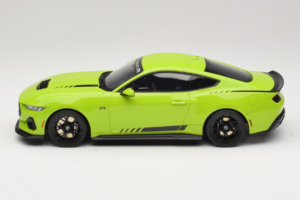 Ford Mustang RTR Spec 3 イエロー GT Spirit 1:18 GT565 レジン - 画像 3/6