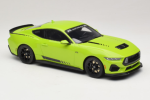 Ford Mustang RTR Spec 3 イエロー GT Spirit 1:18 GT565 レジン - 画像 4/6