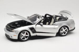 Ford Mustang S197 Roush 427R カブリオレ シルバー Maisto 1:18 31669 メタル - 画像 2/8