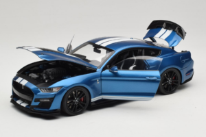 Ford Mustang Shelby GT500 S550 Atlas Blue Metallic IXO 1:18 18RDC244-FO メタル - 画像 2/8