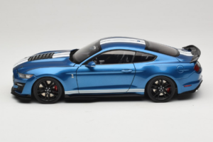 Ford Mustang Shelby GT500 S550 Atlas Blue Metallic IXO 1:18 18RDC244-FO メタル - 画像 4/8