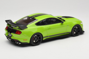 Ford Mustang Shelby GT500 S550 グリーン GT Spirit 1:18 GT803 レジン - 画像 2/6
