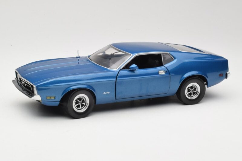 Ford Mustang SportsRoof ブルー Sun Star 1:18 3612 メタル