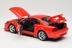 Ford Mustang SVT Cobra R SN95 レッド Maisto 1:18 531872 メタル - 画像 5/8