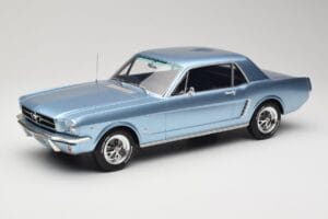 Ford Mustang V8 Hardtop Pony GT Silver Blue GT Spirit 1:12 G089 レジン