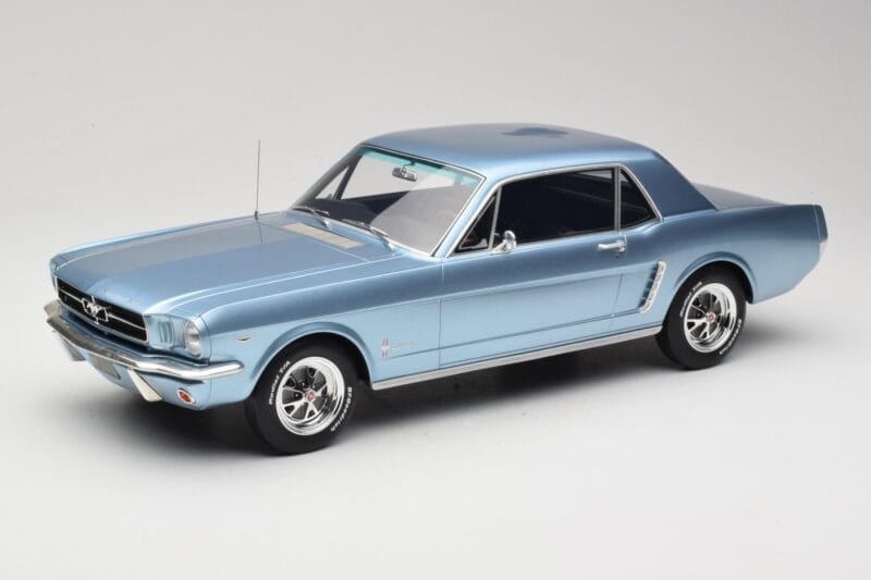Ford Mustang V8 Hardtop Pony GT Silver Blue GT Spirit 1:12 G089 レジン