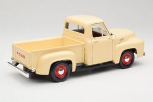 Ford Pickup Colonial ホワイト Road Legends 1:18 92148 メタル - 画像 3/8