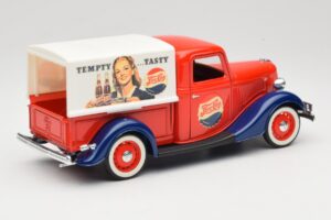 Ford Pickup Truck Pepsi-Cola Solido 1:18 99053 メタル - 画像 3/8