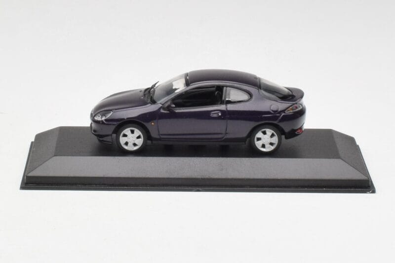 Ford Puma メリナパープル Minichamps 1:43 430086525 メタル