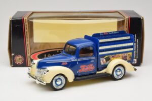 Ford Pepsi-Cola Replica Golden Wheel 1:18 PF351 メタル - 画像 8/8