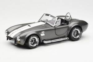 Ford Shelby Cobra 427 S/C グレーメタリック ホワイトストライプ Kyosho 1:18 08045GRW メタル
