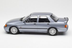 Ford Sierra RS Cosworth ライトブルー MCG 1:18 MCG18174 メタル - 画像 3/6