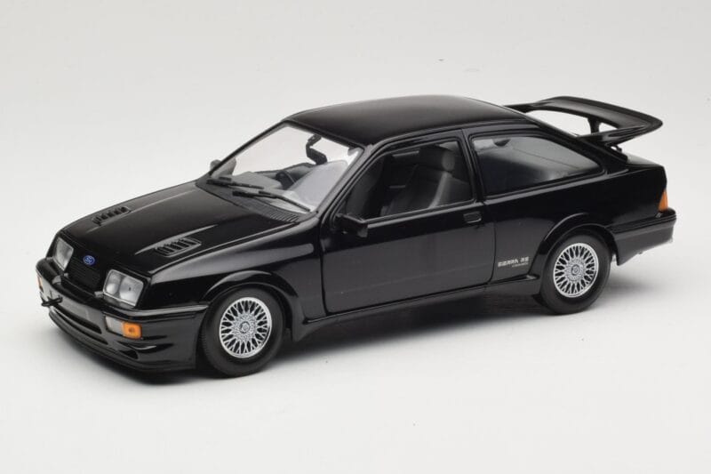 Ford Sierra RS Cosworth Mk2 RDH ブラック Minichamps 1:18 150084071 メタル