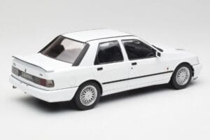 Ford Sierra RS Cosworth 4x4 ホワイト MCG 1:18 MCG18353 メタル - 画像 2/6