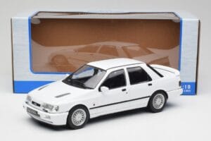 Ford Sierra RS Cosworth 4x4 ホワイト MCG 1:18 MCG18353 メタル - 画像 6/6