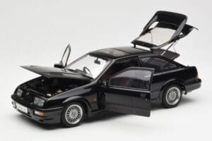 Ford Sierra RS Cosworth ブラック AUTOart 1:18 72861 メタル - 画像 2/8