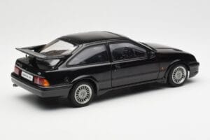 Ford Sierra RS Cosworth ブラック AUTOart 1:18 72861 メタル - 画像 3/8