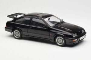 Ford Sierra RS Cosworth ブラック AUTOart 1:18 72861 メタル - 画像 6/8