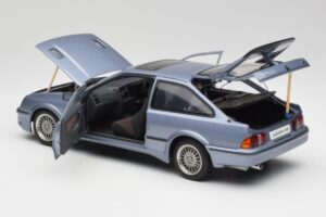 Ford Sierra RS Cosworth Moonstone ブルー AUTOart 1:18 72863 メタル - 画像 5/8