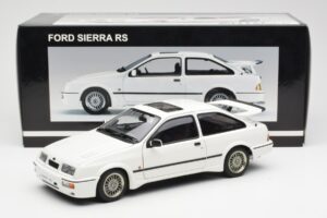 Ford Sierra RS Cosworth ホワイト AUTOart 1:18 72862 メタル - 画像 8/8