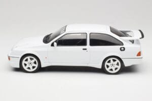 Ford Sierra RS Cosworth ホワイト IXO 1:18 18CMC121 メタル - 画像 3/6