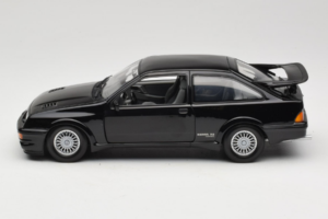 Ford Sierra RS Cosworth ブラック Minichamps 1:18 150084001 メタル - 画像 4/8